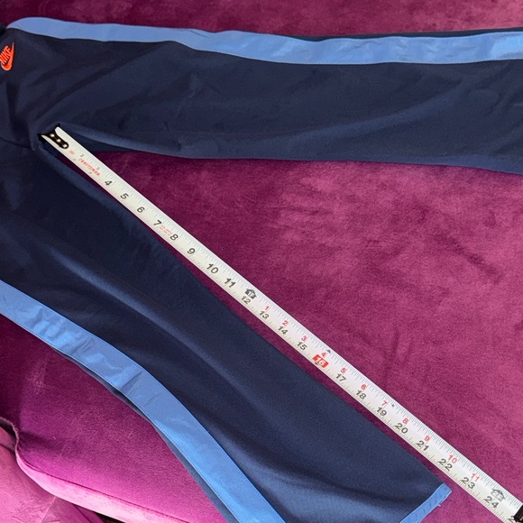 Nike Kids Navy Blue Track Pants Baby Blue Trim Pockets Girls Small size 7-8 - Picture 14 of 16